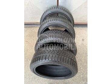 Pirelli 205/40 R17 Zimska