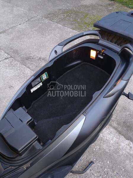 Piaggio MP3