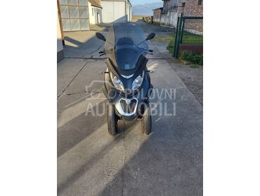 Piaggio MP3