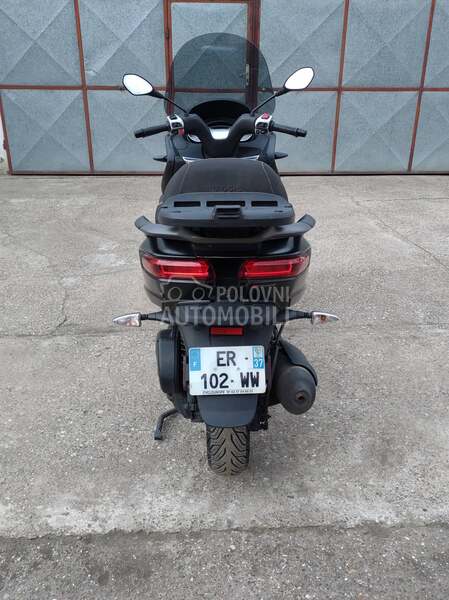 Piaggio MP3