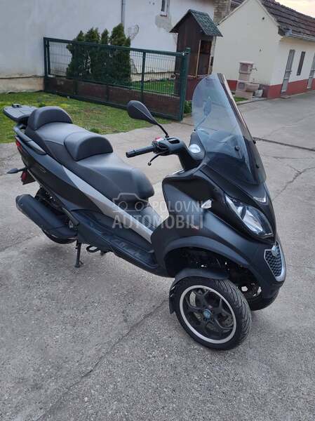 Piaggio MP3
