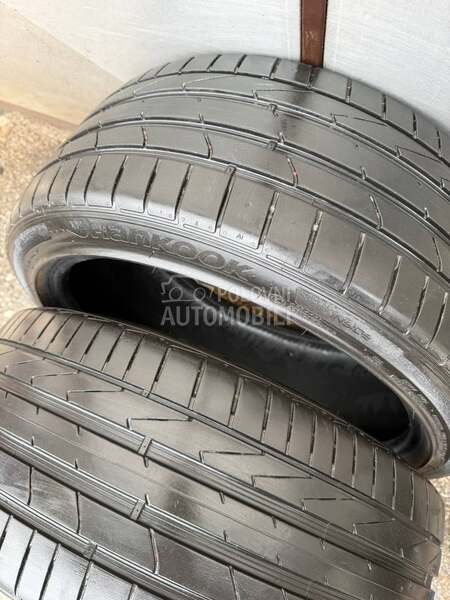 Hankook 235/40 R19 Letnja