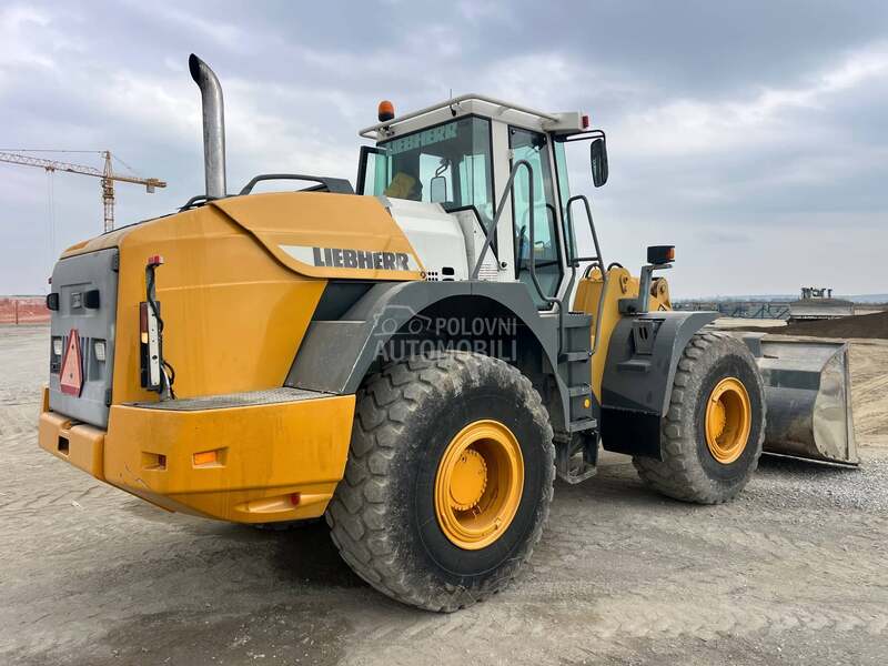 Liebherr 544 l Svica