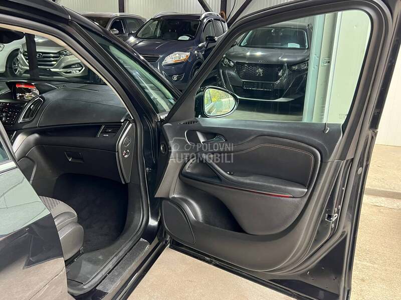 Opel Zafira 