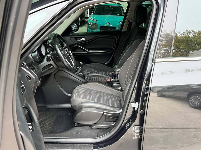 Opel Zafira 