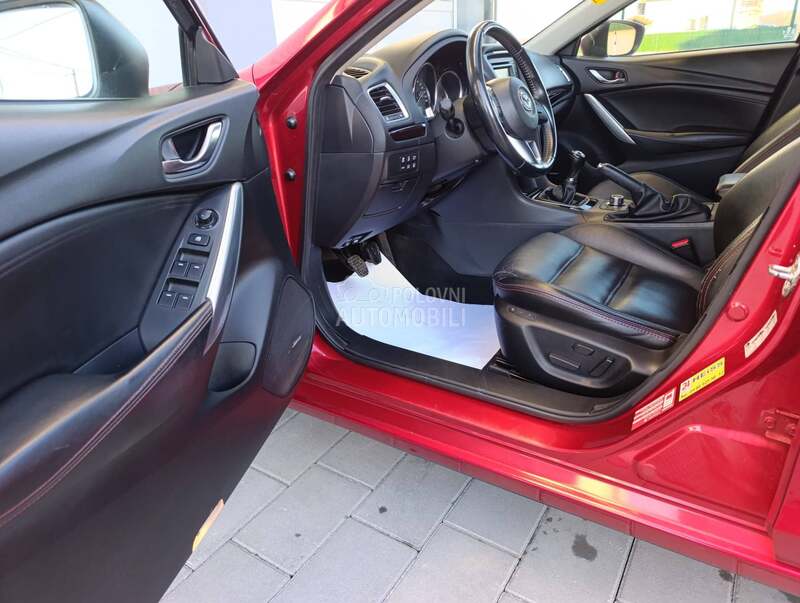 Mazda 6 2.2 D REVOLUTION