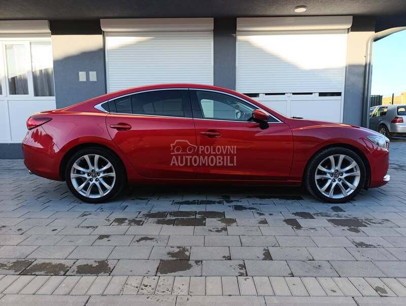 Mazda 6 2.2 D REVOLUTION