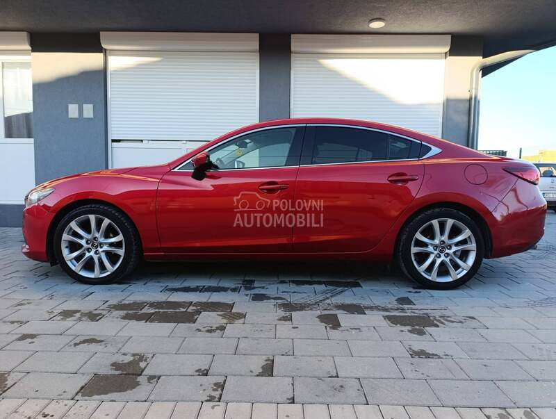 Mazda 6 2.2 D REVOLUTION