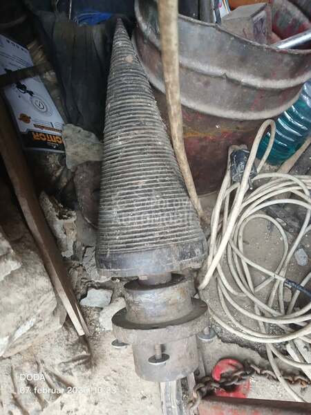 Ručna izrada Sumsko vitlo i cepac