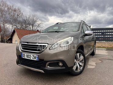 Peugeot 2008 ALLURE nav/ v.serv