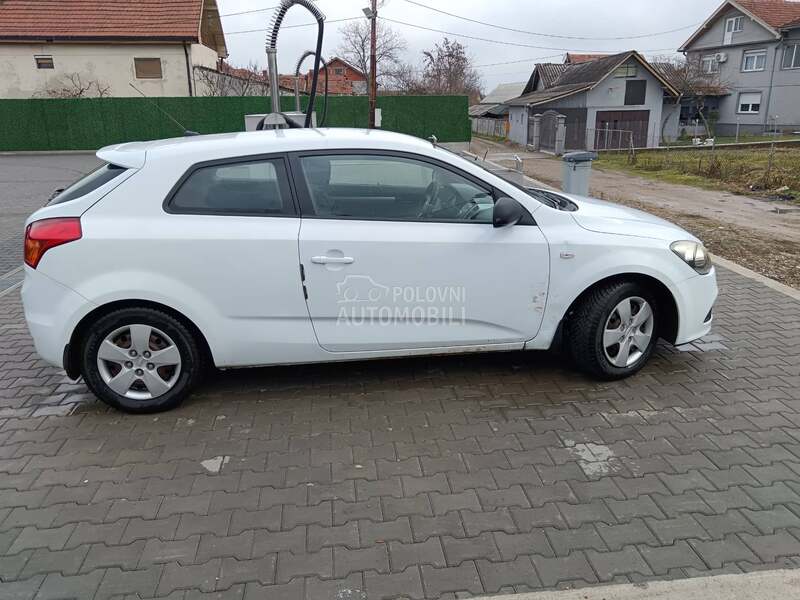 Kia cee`d 1,4