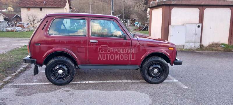 Lada Niva 