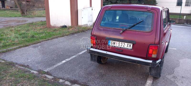 Lada Niva 