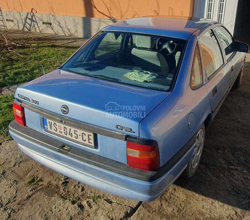 Opel Vectra B 2.0