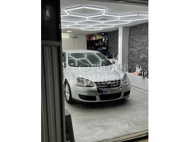 Volkswagen Jetta 2.0 TDI