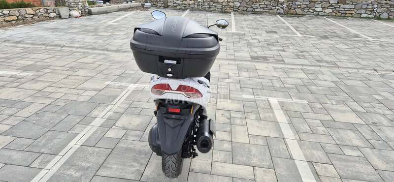 Suzuki burgman 400 CH