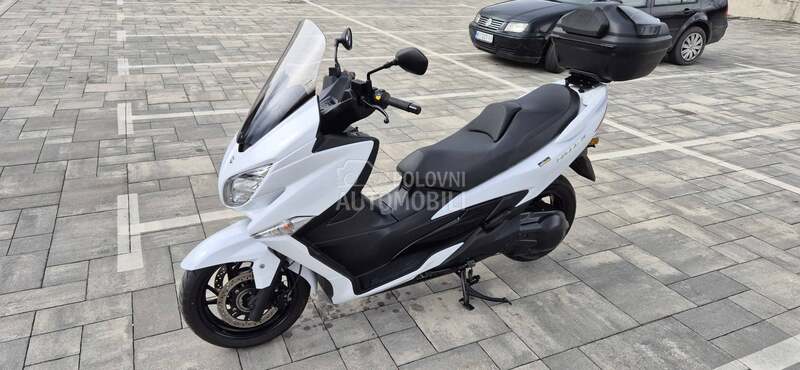 Suzuki burgman 400 CH