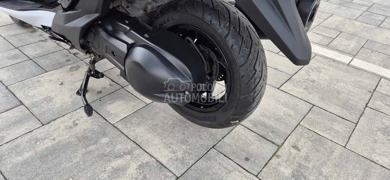 Suzuki burgman 400 CH