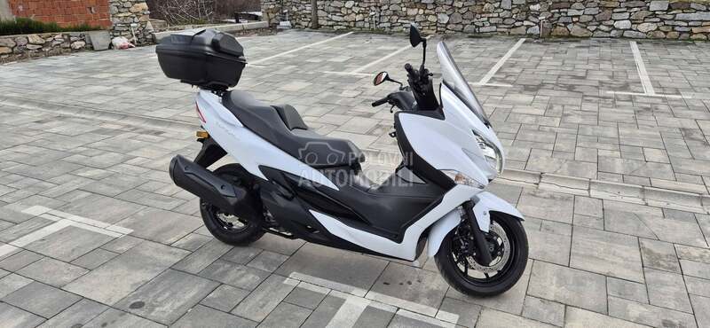 Suzuki burgman 400 CH