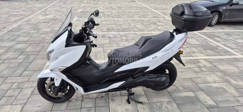 Suzuki burgman 400 CH