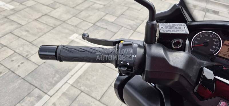 Suzuki burgman 400 CH