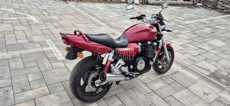 Yamaha xjr 1200