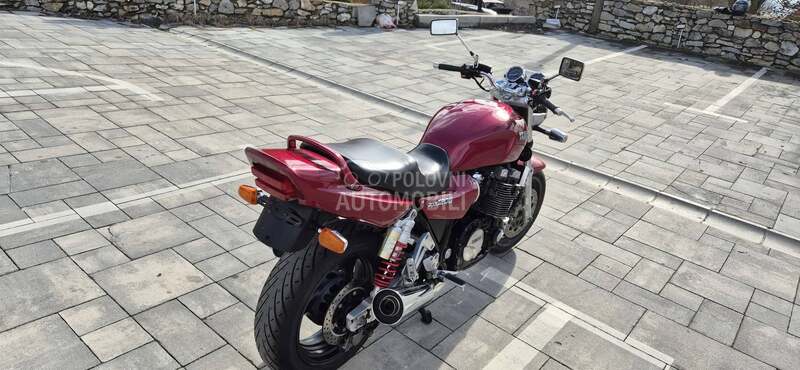 Yamaha xjr 1200