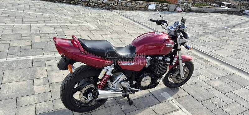 Yamaha xjr 1200