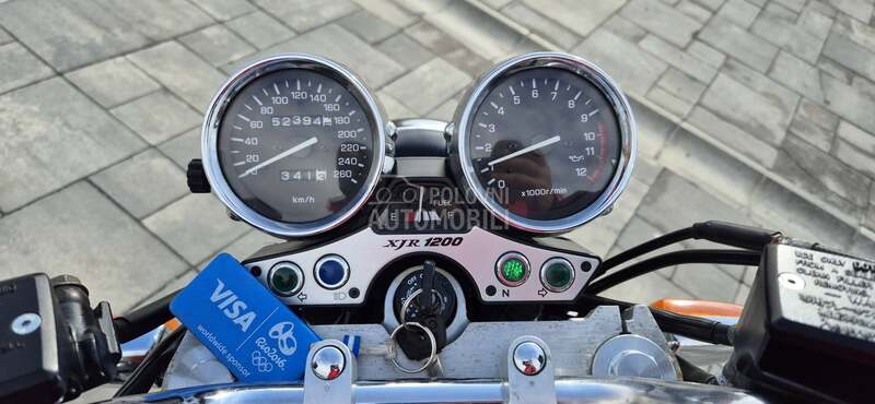 Yamaha xjr 1200