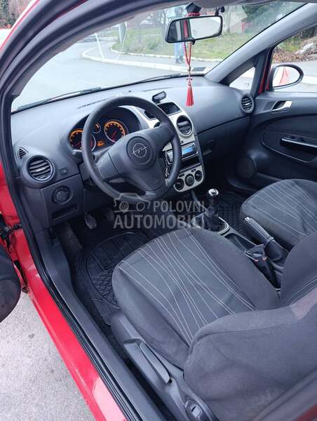 Opel Corsa D 