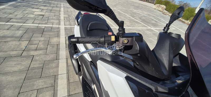 Kymco k xct 300ABS