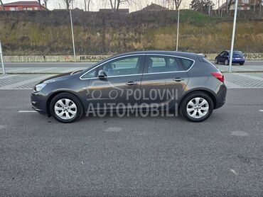 Opel Astra J 1.4 b COSMO