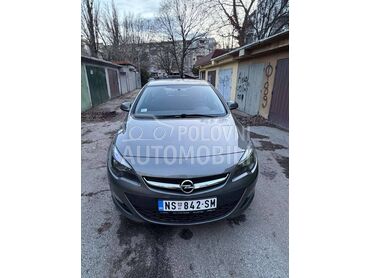 Opel Astra J enyoy B 16 XER