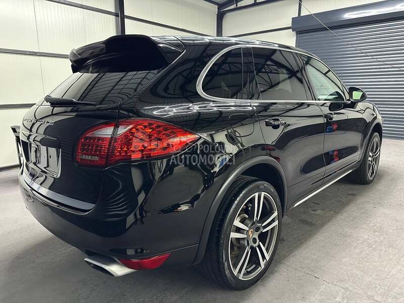 Porsche Cayenne 3.0