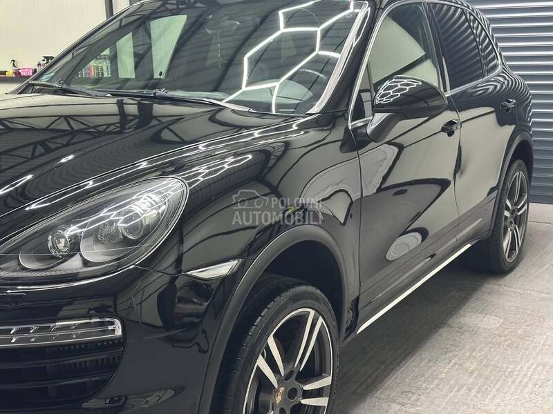 Porsche Cayenne 3.0