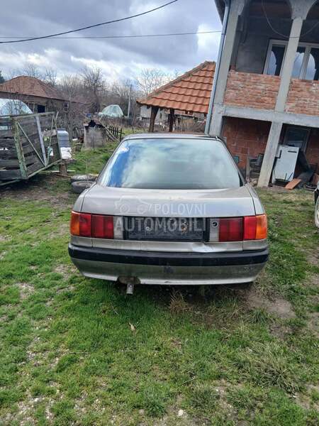 Audi 80 