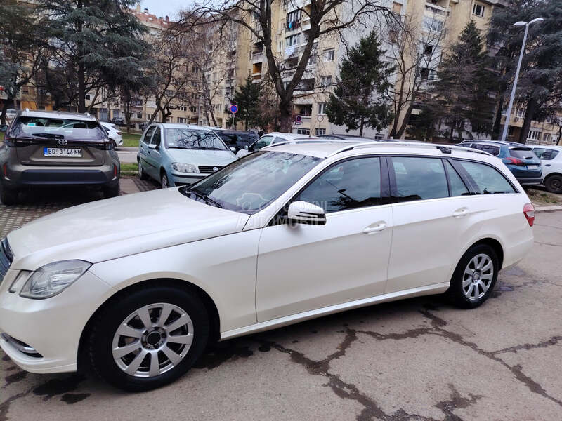 Mercedes Benz E 200 
