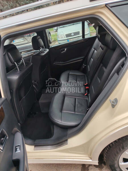 Mercedes Benz E 200 