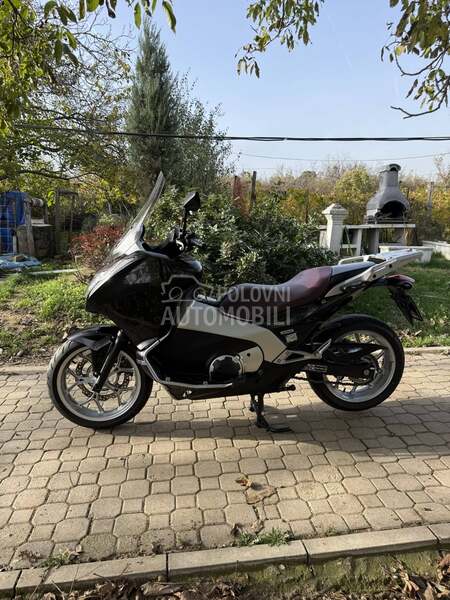 Honda NC 700 D INTEGRA