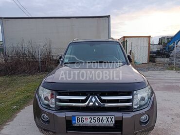 Mitsubishi Pajero 