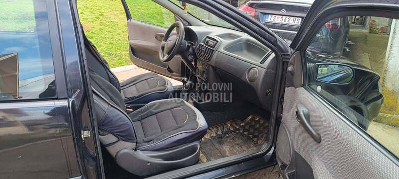 Fiat Punto 