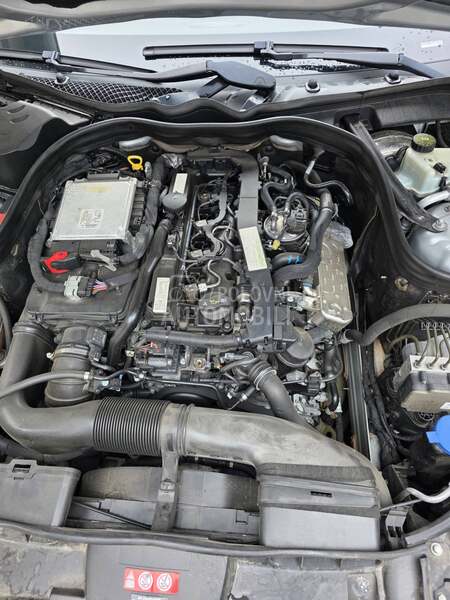 Mercedes Benz E 200 