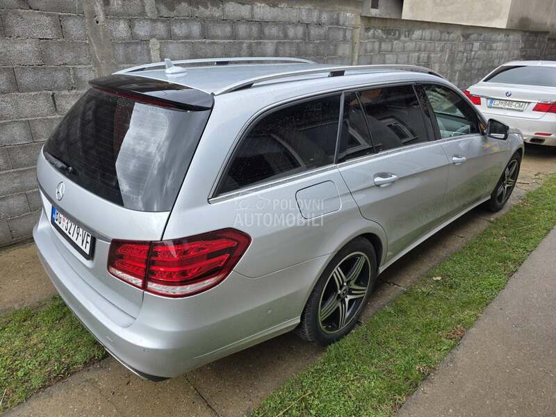 Mercedes Benz E 200 
