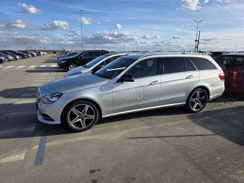 Mercedes Benz E 200 