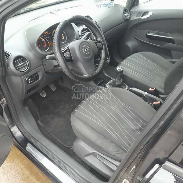 Opel Corsa D 