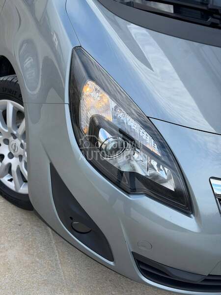Opel Meriva 1.4 COSMO CH