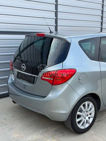 Opel Meriva 1.4 COSMO CH