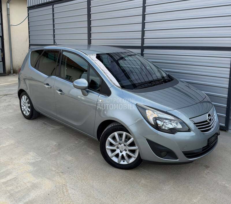 Opel Meriva 1.4 COSMO CH