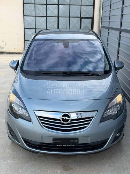 Opel Meriva 1.4 COSMO CH