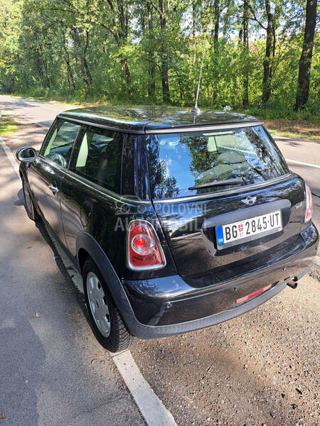 MINI One 